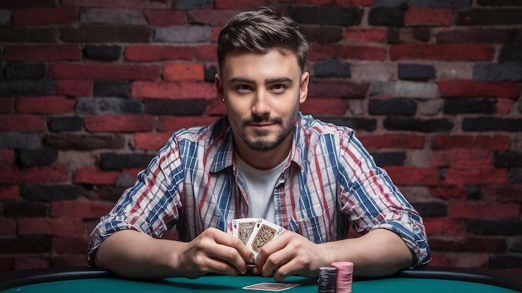Dealer live casino pada sesi siaran langsung dalam platform hiburan digital bintang777